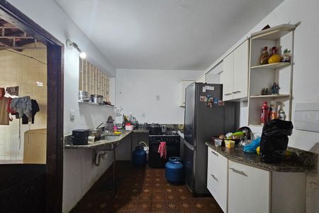 Casa para alugar com 292m², 3 quartos e 2 vagasCozinha