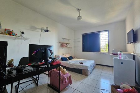 Casa para alugar com 292m², 3 quartos e 2 vagasSuíte