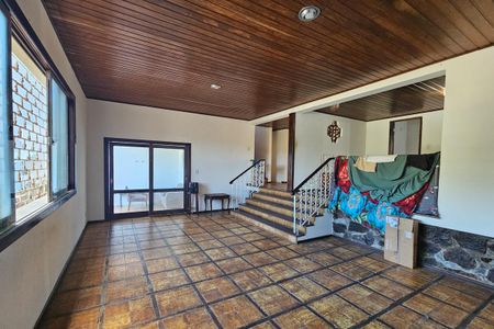 Casa para alugar com 292m², 3 quartos e 2 vagasSala