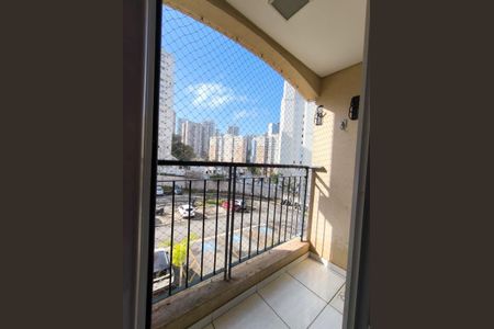 Apartamento à venda com 56m², 2 quartos e 1 vagaVaranda