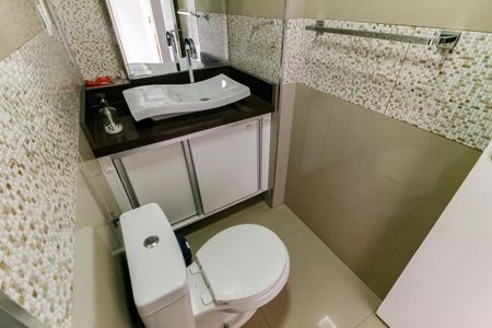 Apartamento à venda com 75m², 2 quartos e 1 vagaBanheiro Corredor