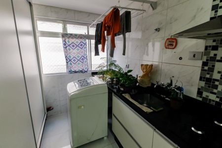 Apartamento à venda com 75m², 2 quartos e 1 vagaÁrea de Serviço