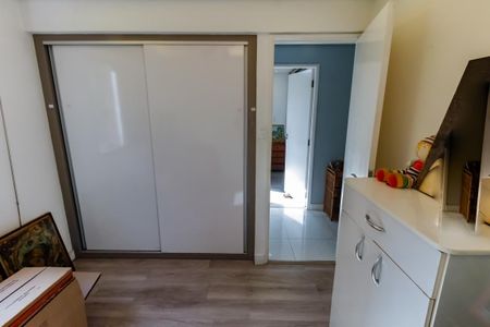 Apartamento à venda com 75m², 2 quartos e 1 vagaQuarto 1 - Armários