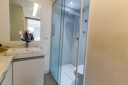 Apartamento à venda com 75m², 2 quartos e 1 vagaBanheiro da Suíte