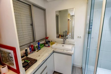 Apartamento à venda com 75m², 2 quartos e 1 vagaBanheiro da Suíte