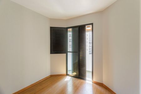 Apartamento à venda com 127m², 3 quartos e 2 vagasQuarto 2