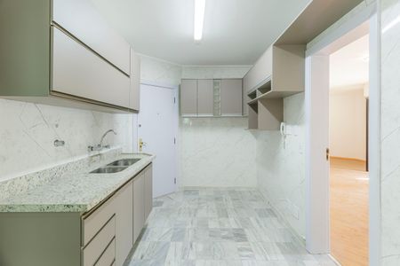 Apartamento à venda com 127m², 3 quartos e 2 vagasCozinha
