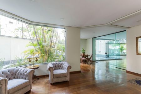 Apartamento à venda com 127m², 3 quartos e 2 vagasHall social