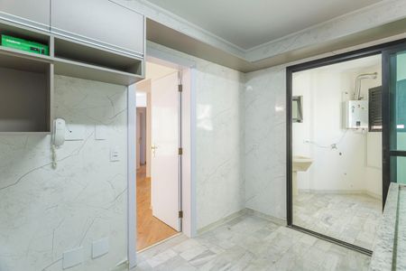 Apartamento à venda com 127m², 3 quartos e 2 vagasCozinha