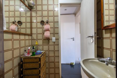 Apartamento à venda com 137m², 3 quartos e 1 vagaBanheiro Suite 1