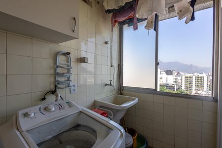 Apartamento à venda com 137m², 3 quartos e 1 vagaÁrea de Serviço