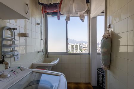 Apartamento à venda com 137m², 3 quartos e 1 vagaÁrea de Serviço