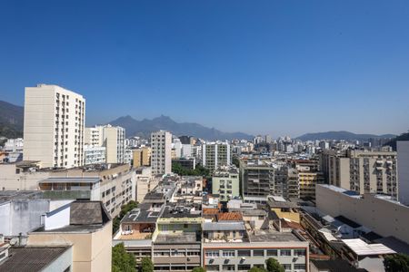 Apartamento à venda com 137m², 3 quartos e 1 vagaÁrea de Serviço Vista