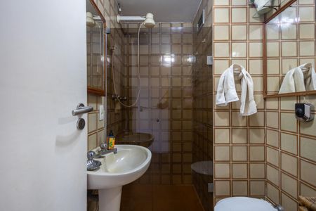 Apartamento à venda com 137m², 3 quartos e 1 vagaBanheiro Suite 1