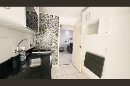 Apartamento à venda com 56m², 2 quartos e 1 vaga Apartamento à venda com 56m², 2 quartos e 1 vagaCozinha e Área de Serviço