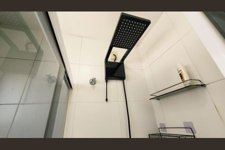 Apartamento à venda com 56m², 2 quartos e 1 vaga Apartamento à venda com 56m², 2 quartos e 1 vagaBanheiro