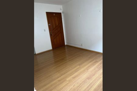 Sala de apartamento à venda com 3 quartos, 70m² em Glória, Porto Alegre
