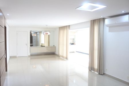 Sala de apartamento para alugar com 3 quartos, 172m² em Mauá, São Caetano do Sul