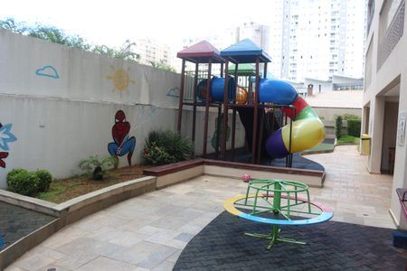 Apartamento para alugar com 172m², 3 quartos e 5 vagasÁrea comum - Playground