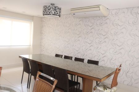 Apartamento para alugar com 172m², 3 quartos e 5 vagasÁrea comum - Salão de festas