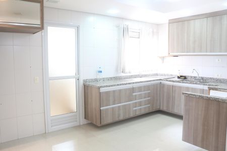 Apartamento para alugar com 172m², 3 quartos e 5 vagasCozinha