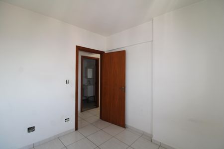 Apartamento à venda com 90m², 3 quartos e 2 vagasQuarto 2