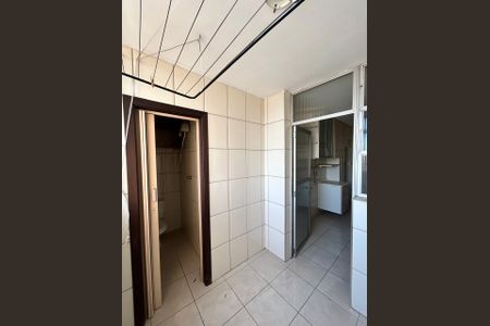 Apartamento para alugar com 79m², 3 quartos e 1 vagaÁrea de Serviço