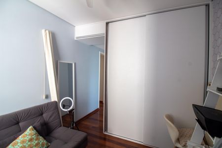 Apartamento à venda com 152m², 3 quartos e 5 vagasSuíte 2