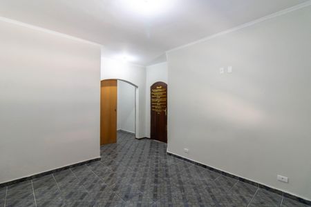 Casa à venda com 268m², 4 quartos e 4 vagasSuíte