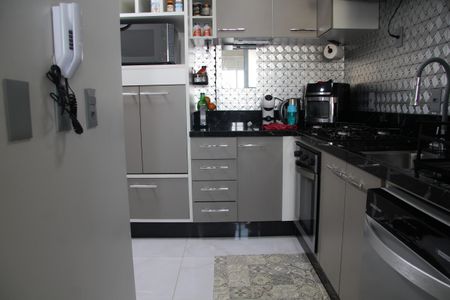 Apartamento à venda com 82m², 2 quartos e 2 vagasCozinha