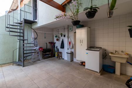 Casa à venda com 175m², 3 quartos e 2 vagasÁrea de Serviço