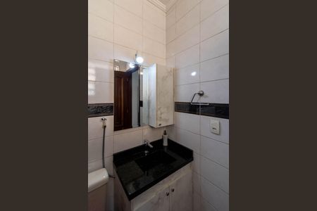 Casa à venda com 175m², 3 quartos e 2 vagasSuíte