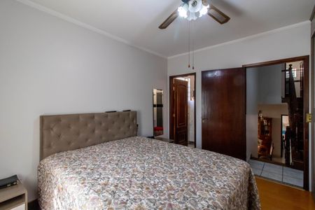 Casa à venda com 175m², 3 quartos e 2 vagasSuíte