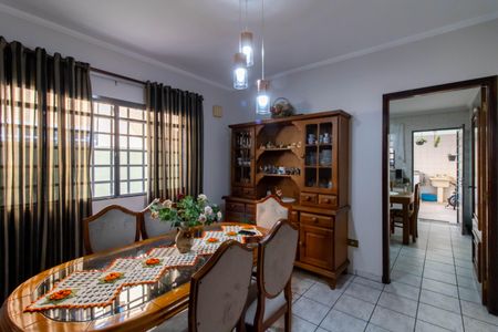 Casa à venda com 175m², 3 quartos e 2 vagasSala de Jantar