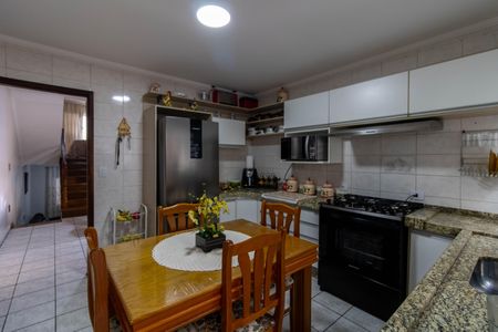 Casa à venda com 175m², 3 quartos e 2 vagasCozinha