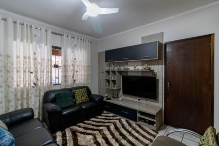 Casa à venda com 175m², 3 quartos e 2 vagasSala