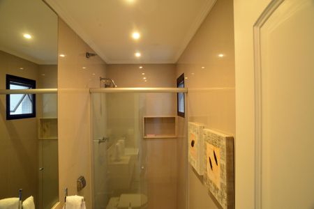 Apartamento à venda com 261m², 4 quartos e 4 vagas Apartamento à venda com 261m², 4 quartos e 4 vagasLavabo