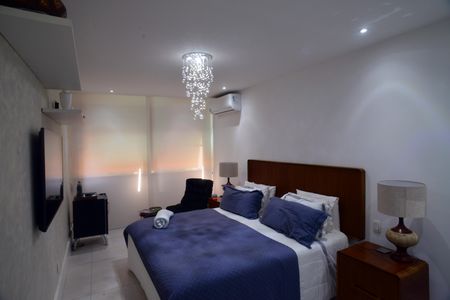 Apartamento à venda com 261m², 4 quartos e 4 vagas Apartamento à venda com 261m², 4 quartos e 4 vagasSuite Principal