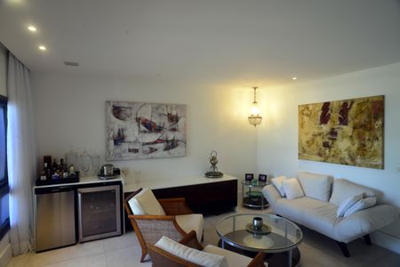 Sala de apartamento à venda com 4 quartos, 261m² em Barra da Tijuca, Rio de Janeiro