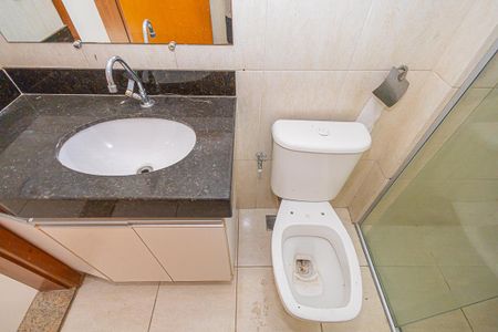 Apartamento à venda com 80m², 3 quartos e 2 vagas Apartamento à venda com 80m², 3 quartos e 2 vagasBanheiro da Suíte