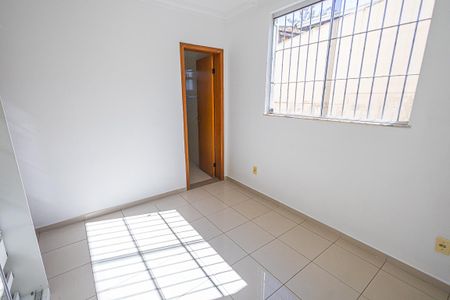 Apartamento à venda com 80m², 3 quartos e 2 vagas Apartamento à venda com 80m², 3 quartos e 2 vagasSuíte