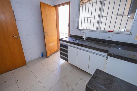Apartamento à venda com 80m², 3 quartos e 2 vagas Apartamento à venda com 80m², 3 quartos e 2 vagasCozinha