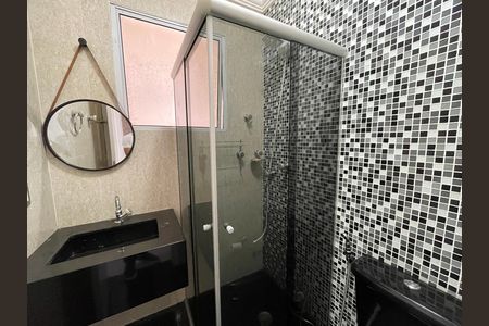 Casa de condomínio para alugar com 125m², 4 quartos e 2 vagasBanheiro da Suíte 