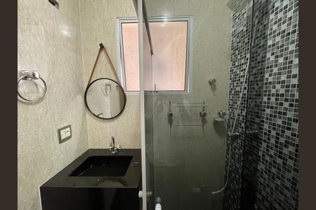 Casa de condomínio para alugar com 125m², 4 quartos e 2 vagasBanheiro da Suíte 