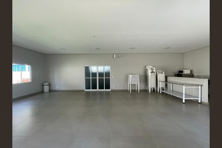 Casa de condomínio para alugar com 125m², 4 quartos e 2 vagasÁrea comum - Salão de festas