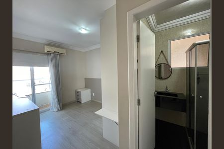 Casa de condomínio para alugar com 125m², 4 quartos e 2 vagasBanheiro da Suíte 