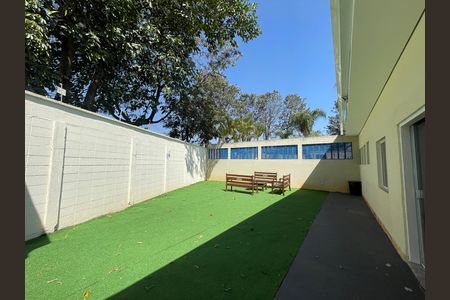 Casa de condomínio para alugar com 125m², 4 quartos e 2 vagasÁrea comum - Salão de festas