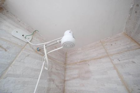 Casa à venda com 180m², 3 quartos e 4 vagasBanheiro da Suíte 2