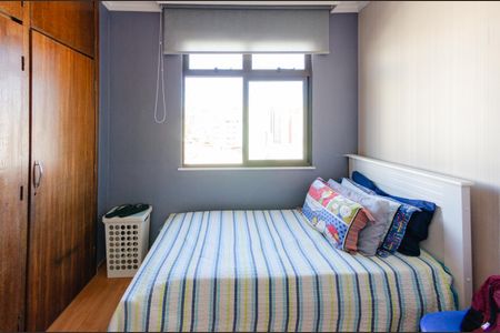 Apartamento à venda com 129m², 4 quartos e 2 vagasQuarto 3