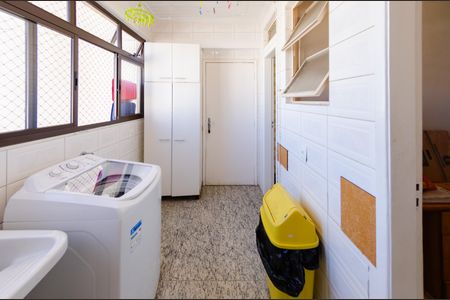 Apartamento à venda com 129m², 4 quartos e 2 vagasÁrea de serviço